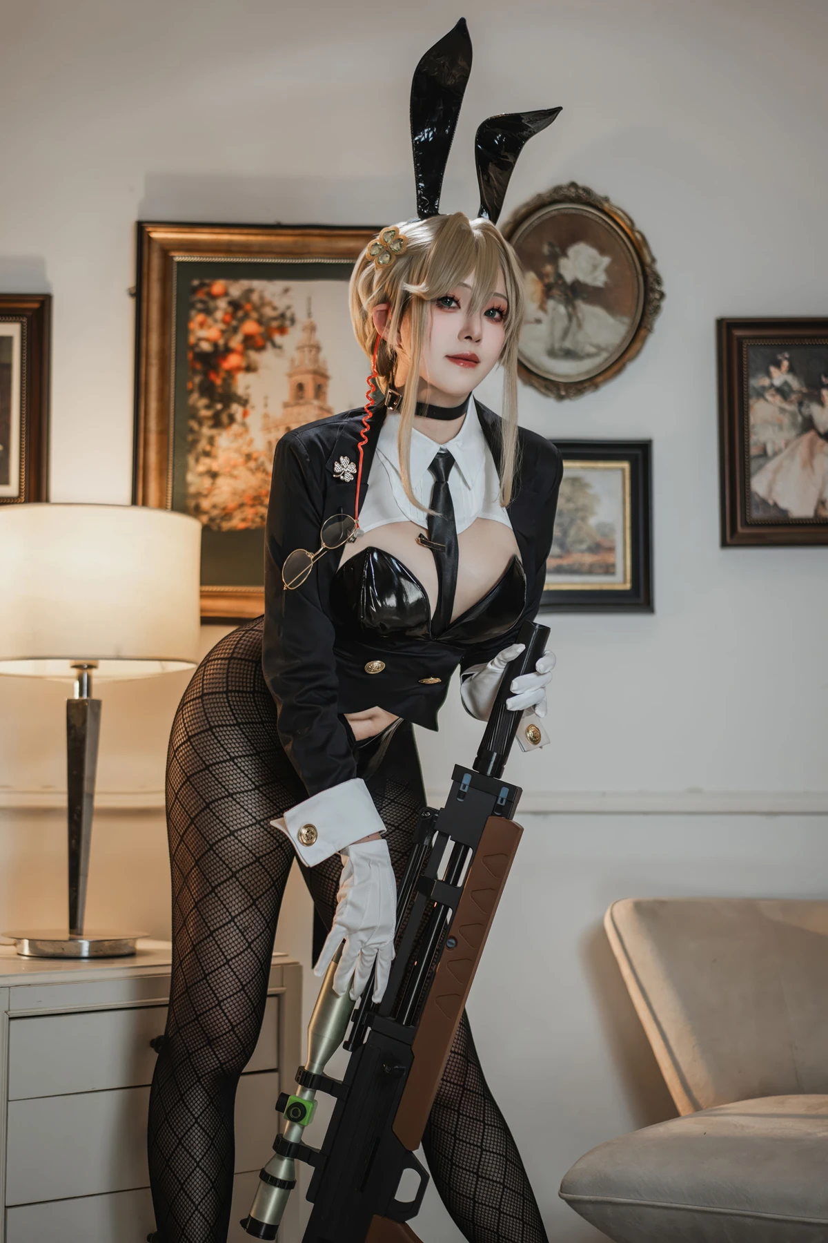 Cosplay Natsuko夏夏子 – NIKKE 爱德 特工兔女郎