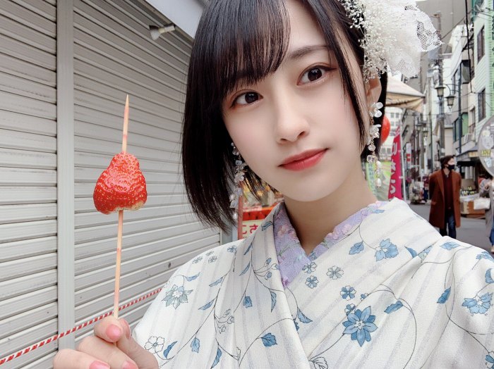 澄田綾乃 はみ出るFカップの水着グラビア画像！