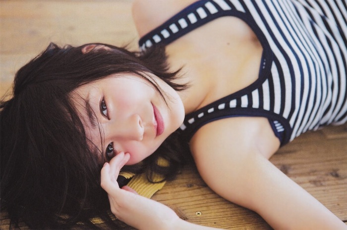 松井珠理奈 水着＆セミヌードグラビア画像！