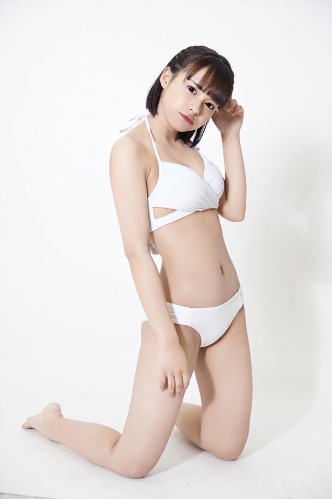 宮崎あみさ キュートな水着グラビア画像画像！