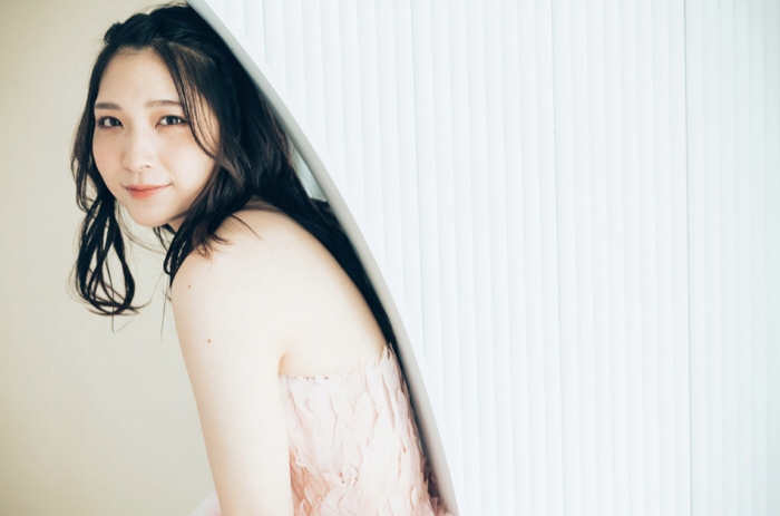 あまつまりな 脱ぎすぎ水着＆下着グラビア画像！