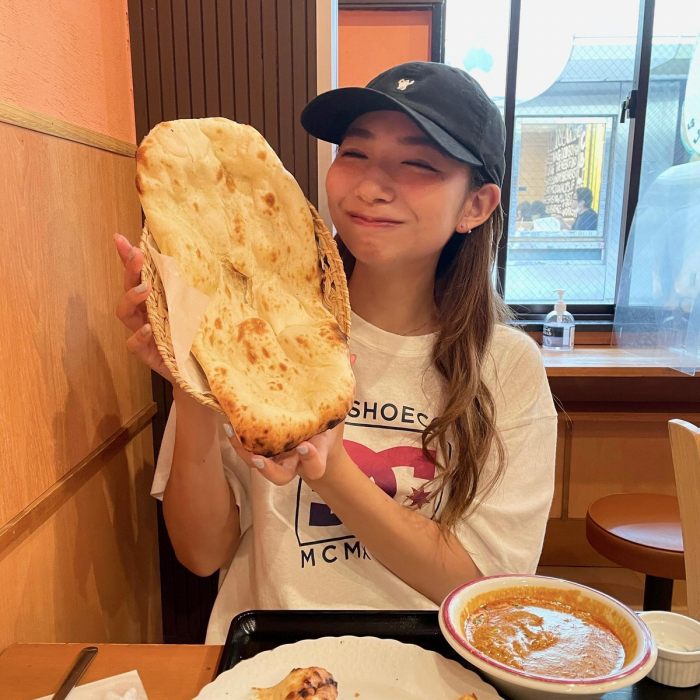 うらら 小顔美女の下着＆水着グラビア画像！