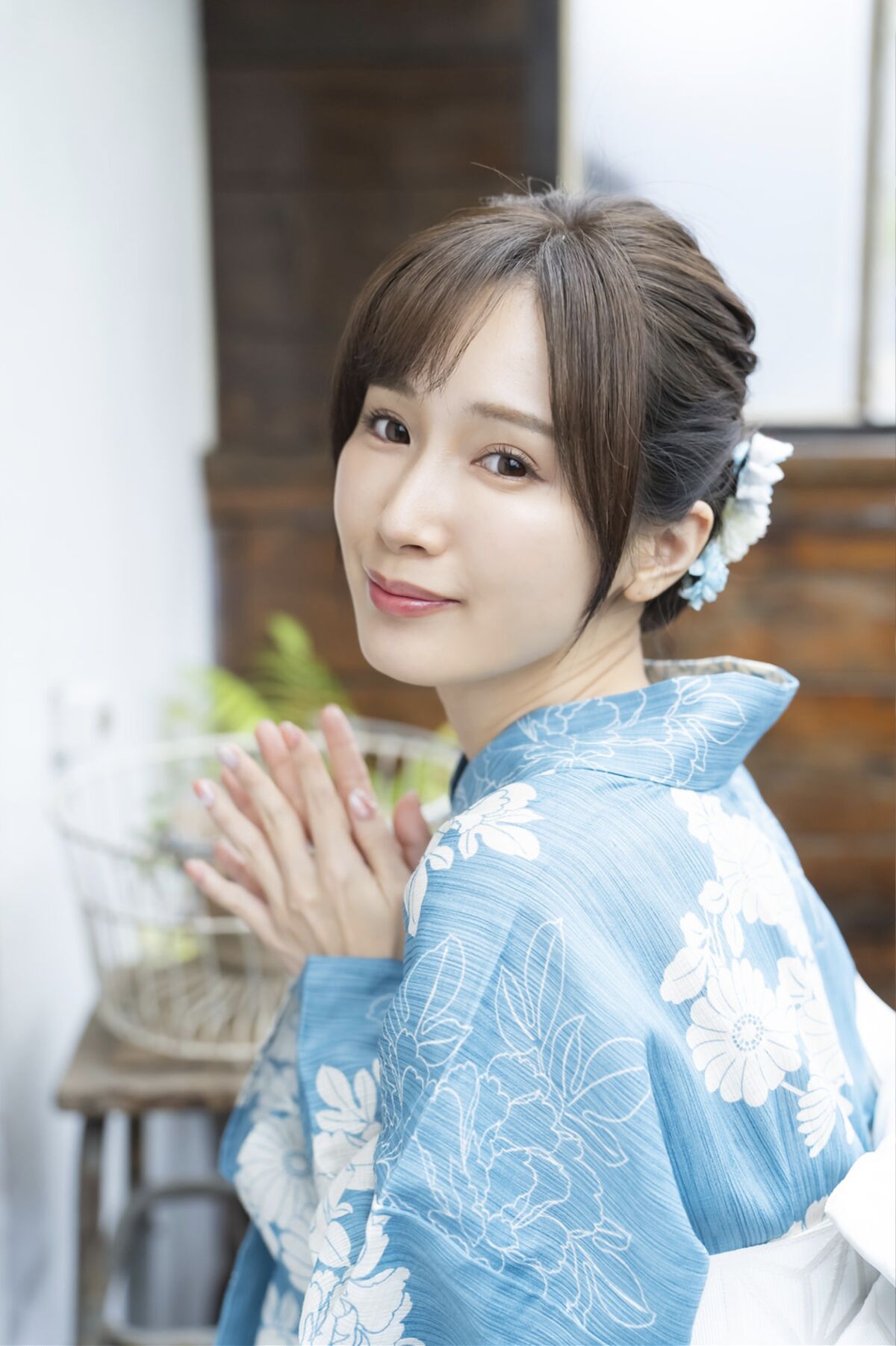 Minami Kojima 小島みなみ - 週刊実話デジタル写真集 濃いの欲しいの