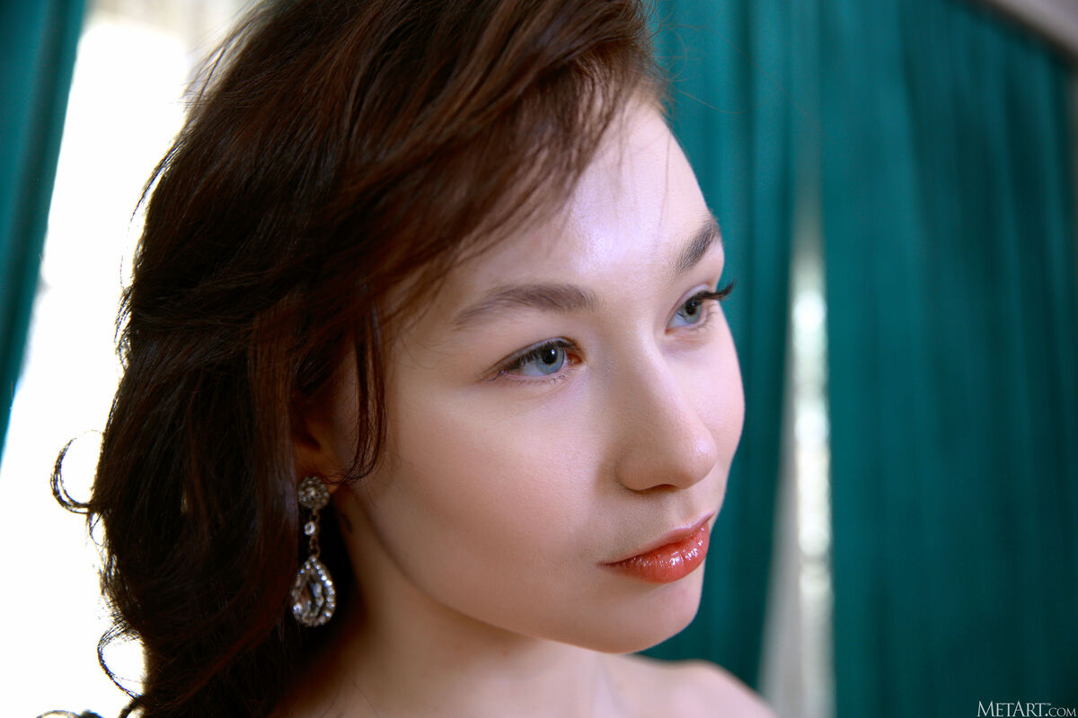 MetArt Leona Lace - Jewel Tones Part02