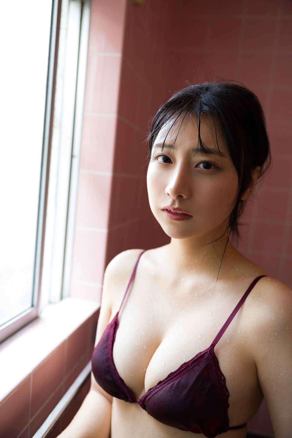 Yuka Suzuki 鈴木優香 - 密室のふれあい SPA デジタル写真集