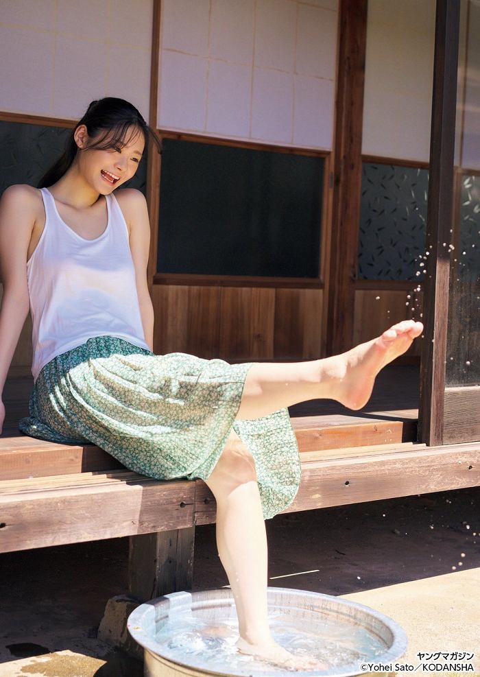 野村るな グラマラスな水着グラビア画像ほか！