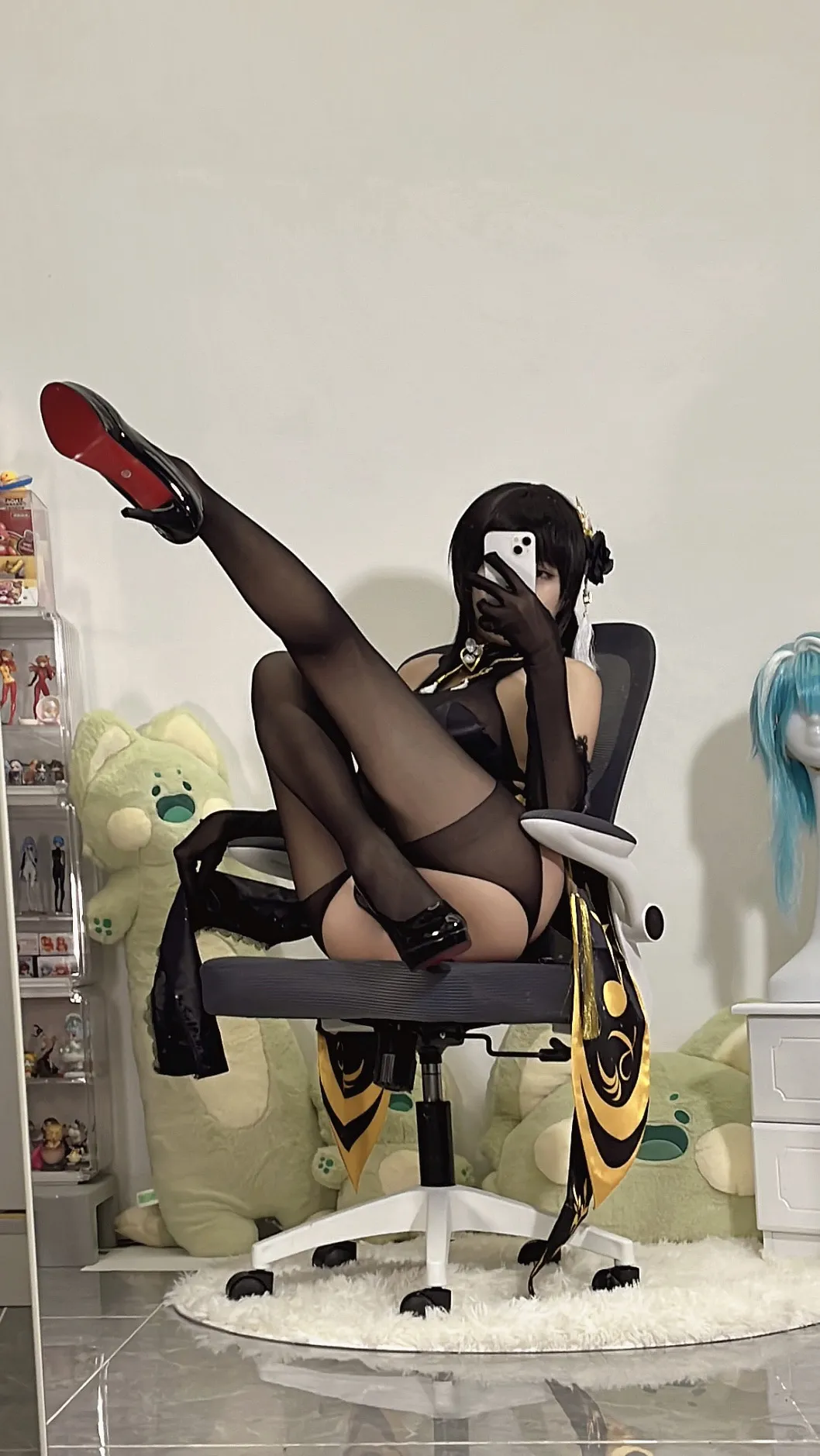 [Cosplay] 无影喵喵Ghost - 镇海黑旗袍