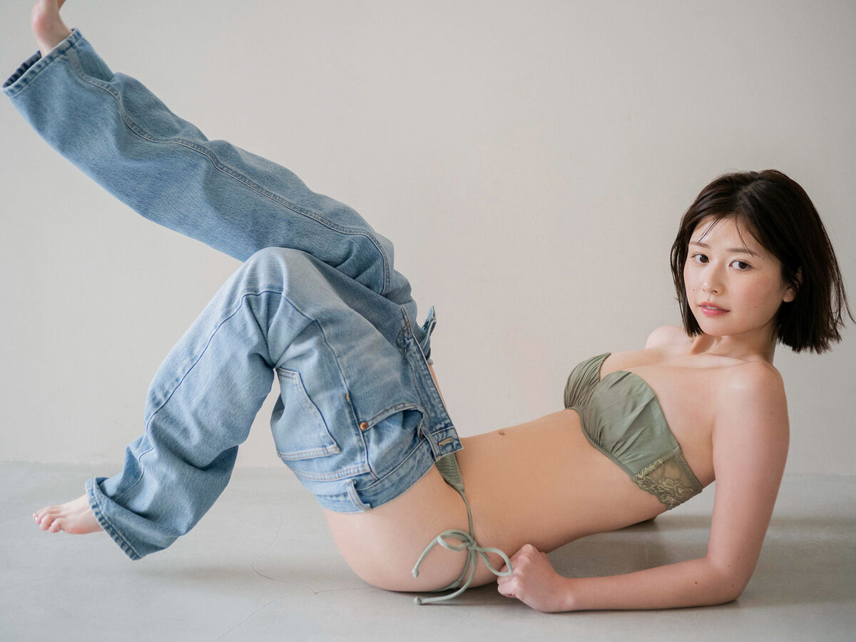 Yuzuha Saeki 冴木柚葉 - FRIDAYデジタル写真集 気になるあの子