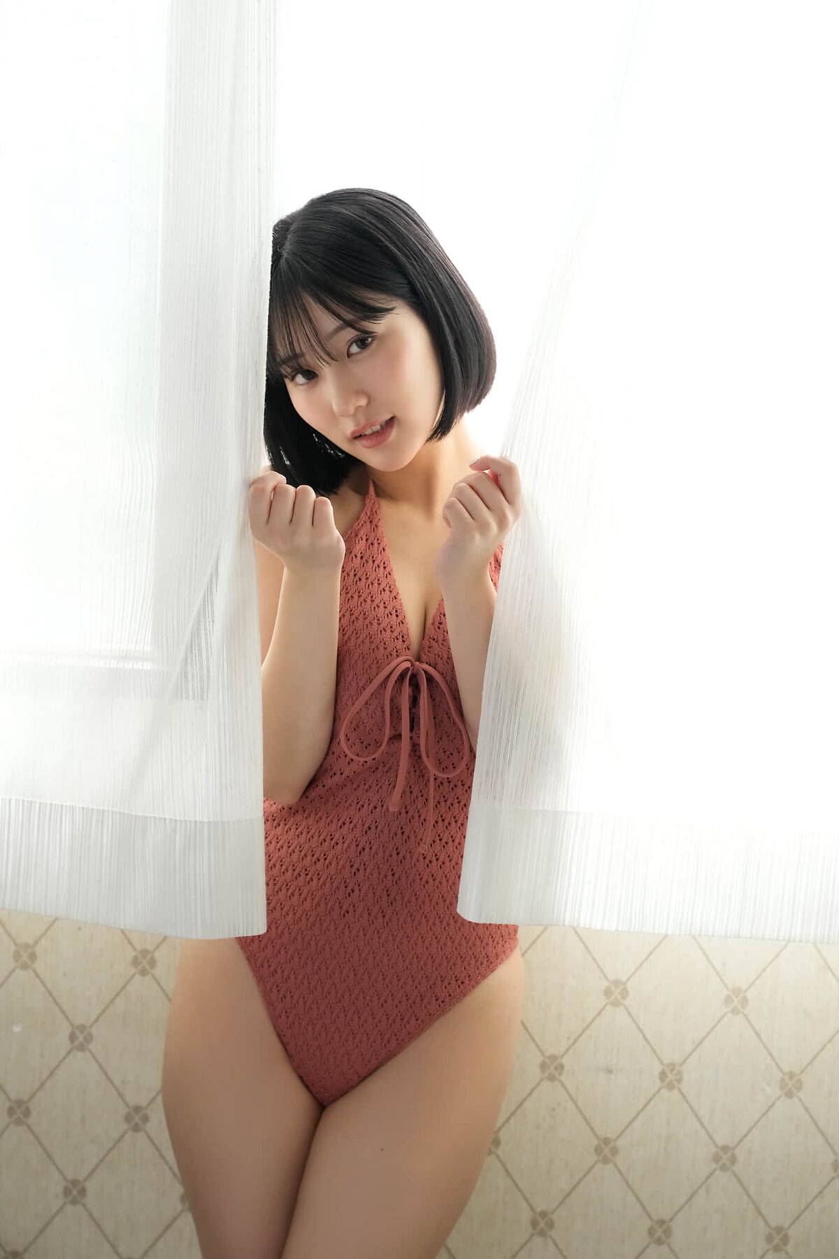 Miku Tanaka 田中美久 - FRIDAYデジタル写真集 オトナ色の夏 大ボリューム130ページ超 Part01