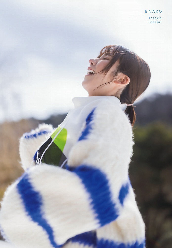 えなこ 過去のグラビア画像