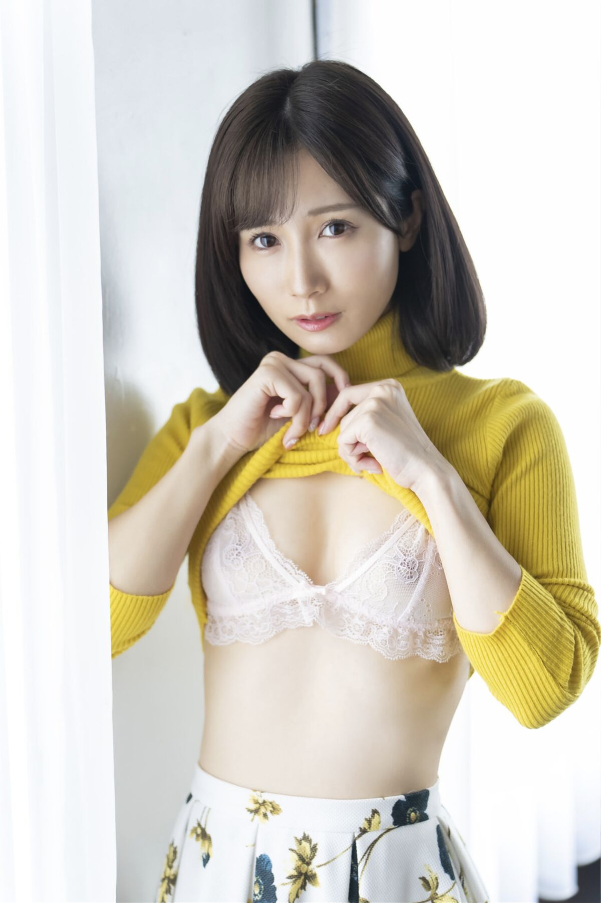 Minami Kojima 小島みなみ - 週刊実話デジタル写真集 濃いの欲しいの