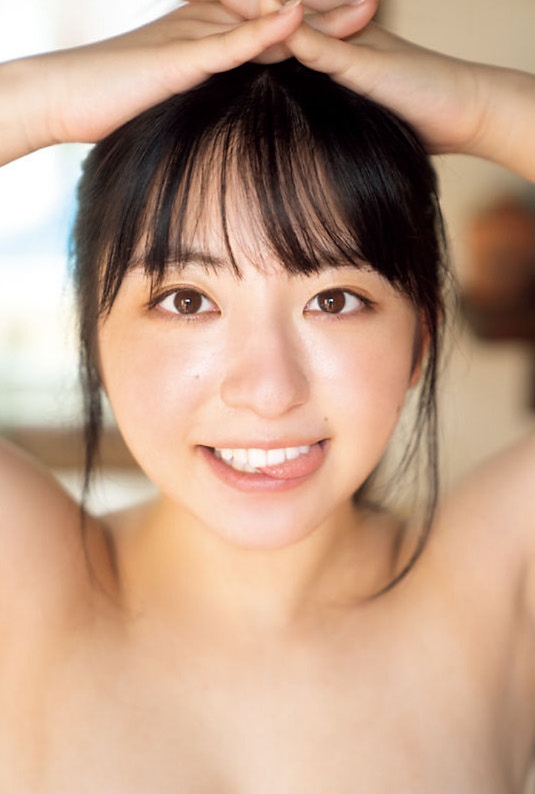 麻倉瑞季 おっぱいが大きい水着グラビア画像！