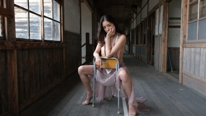 片山萌美 濡れ場ヌード＆水着グラビア画像！
