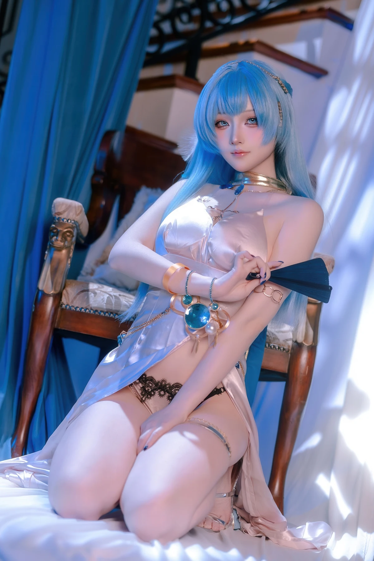 Cosplay 屿鱼 – 胜利女神 妮姬 海伦 礼服