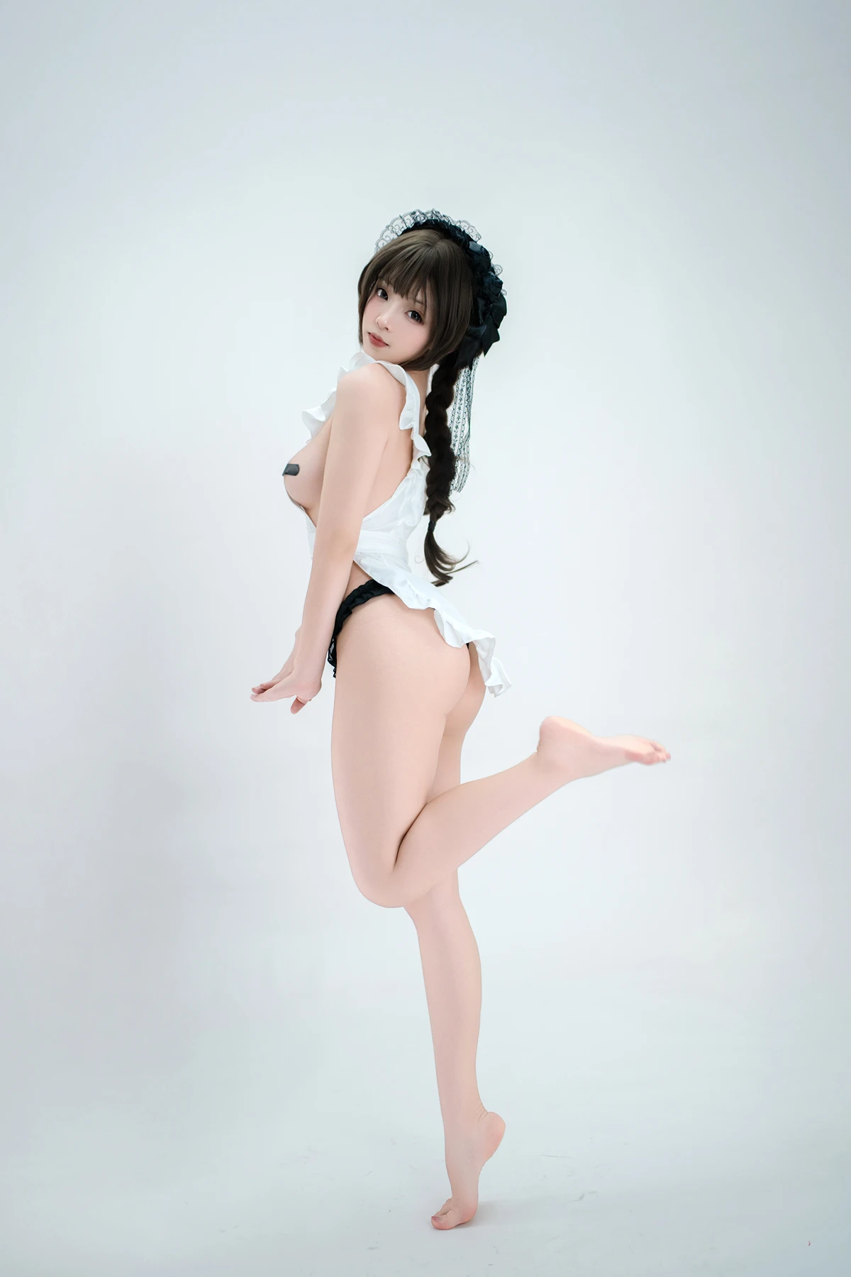 Cosplay Bangni邦尼 – 枪械女仆