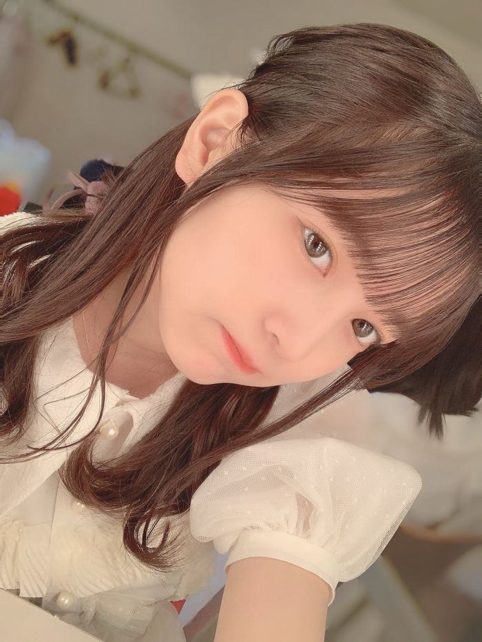 黒嵜菜々子 ふわふわボインの水着グラビア画像！