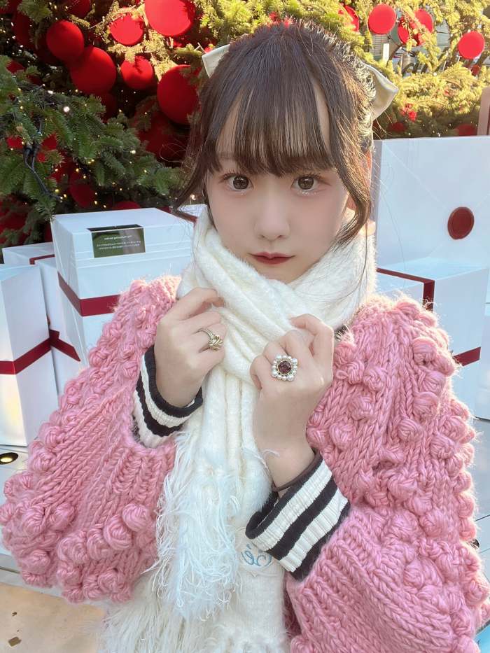 須羽こころ ふわふわバストの水着グラビア画像！