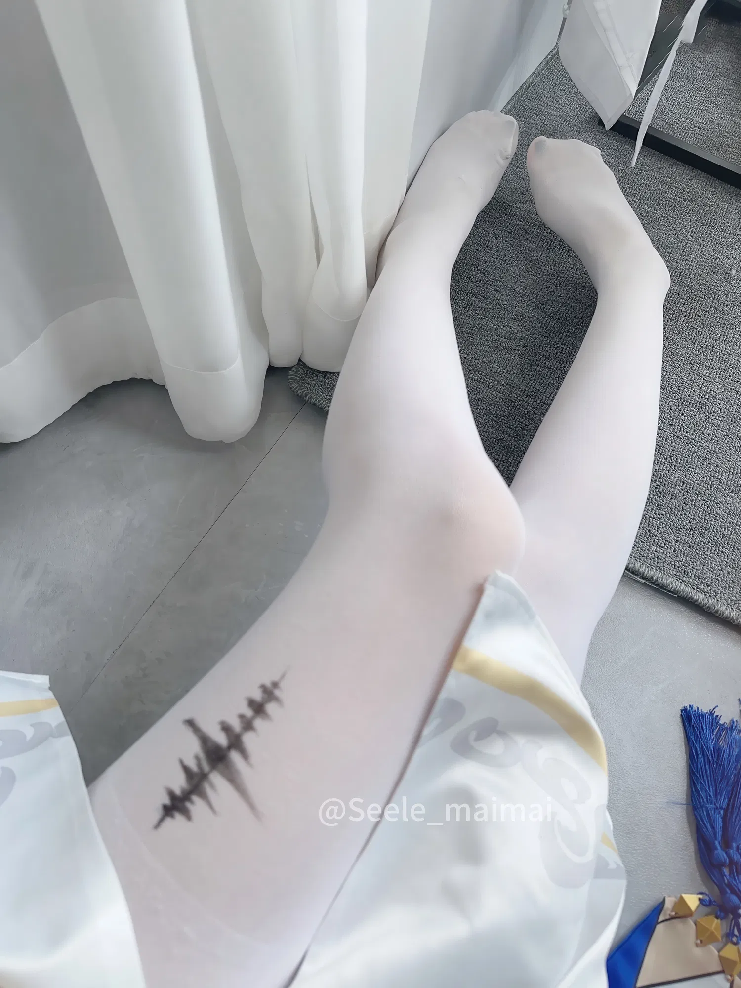 [Cosplay] Seele麦麦 - 鸣潮 菲比&卡提希娅·蓝色花海物语