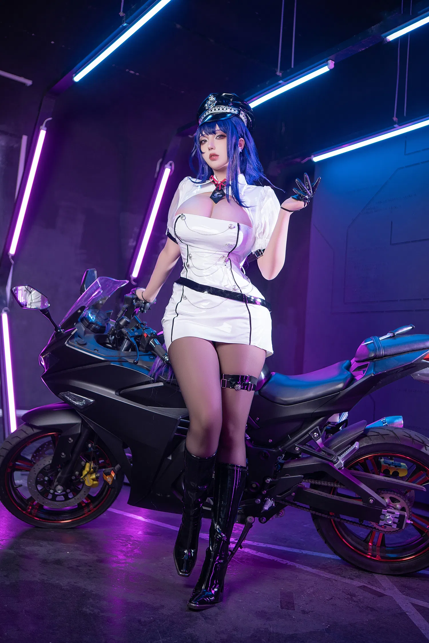 [Cosplay] 菌烨tako - 原神 雷电将军赛车