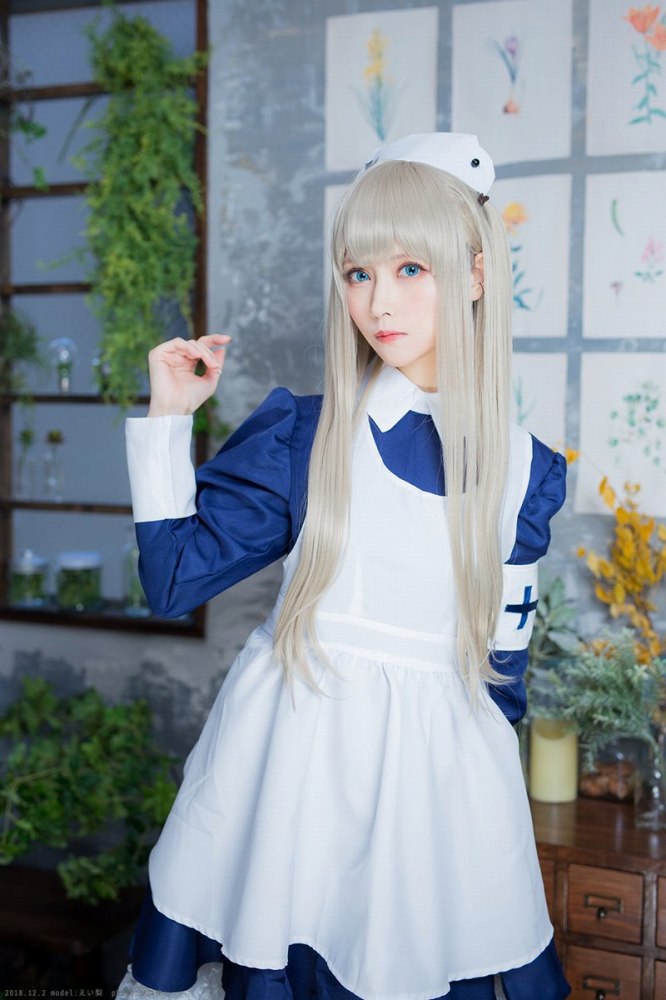 えい梨 美しいコスプレ＆水着グラビア画像！