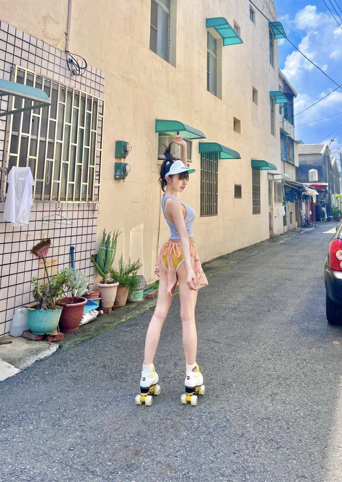 宇咲 ふわふわバストの水着グラビア画像他！