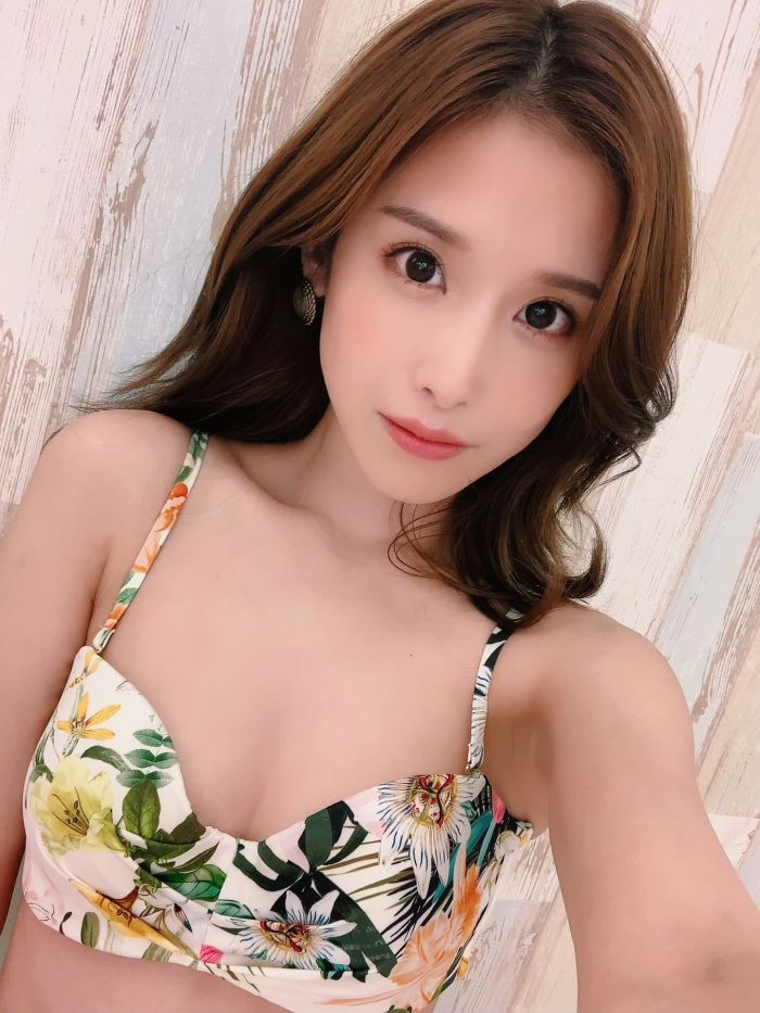 益田アンナ スタイルが凄い水着グラビア画像！