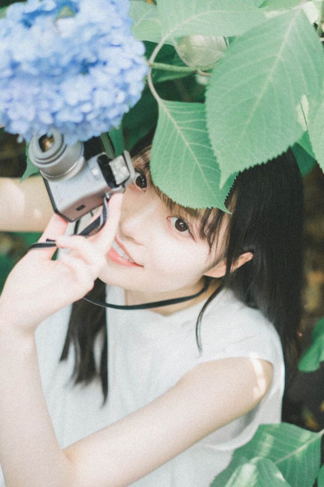 高鶴桃羽 激かわボインな水着グラビア画像！