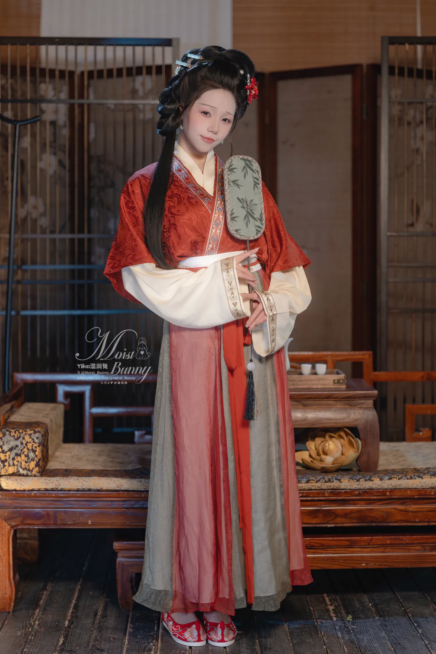 [Cosplay] Yiko湿润兔 2026年02月作品 快马加鞭·金莲迎春