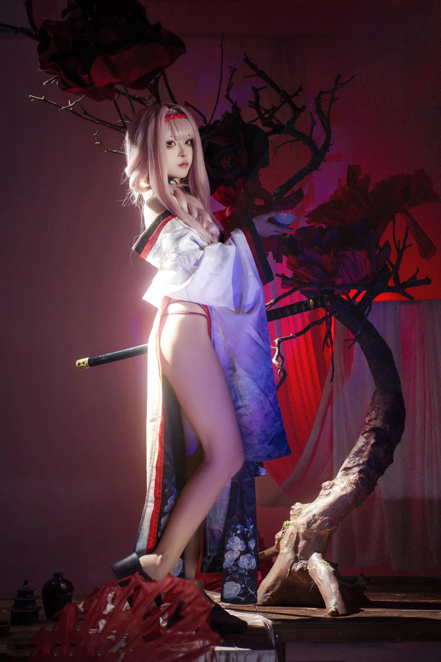 [Cosplay] 矢量鱼 Nikke胜利女神 暗莲