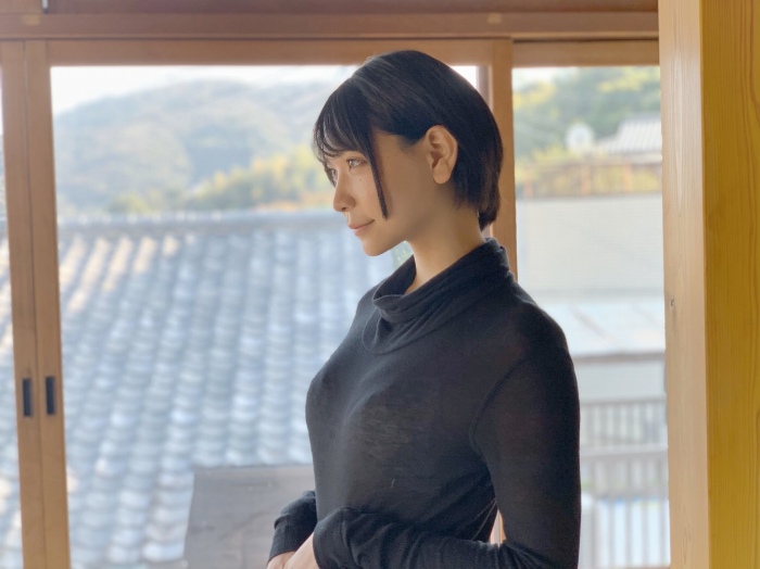 あまつまりな 脱ぎすぎ水着＆下着グラビア画像！