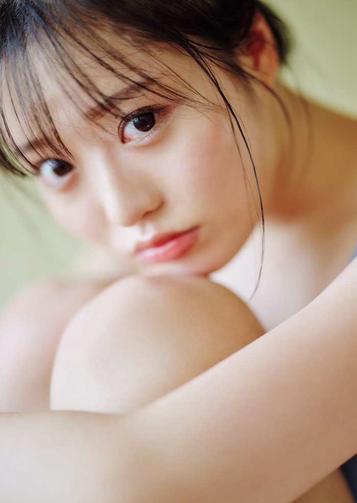 高鶴桃羽 激かわボインな水着グラビア画像！