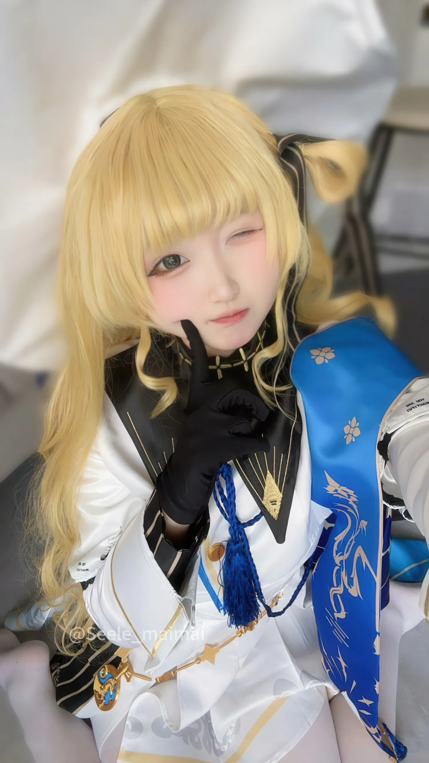 [Cosplay] Seele麦麦 - 鸣潮 菲比&卡提希娅·蓝色花海物语