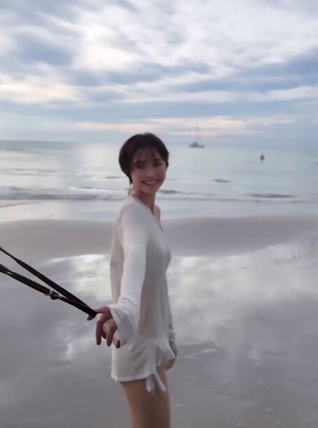 渡邊渚 おっぱいが凄い水着グラビア他画像！