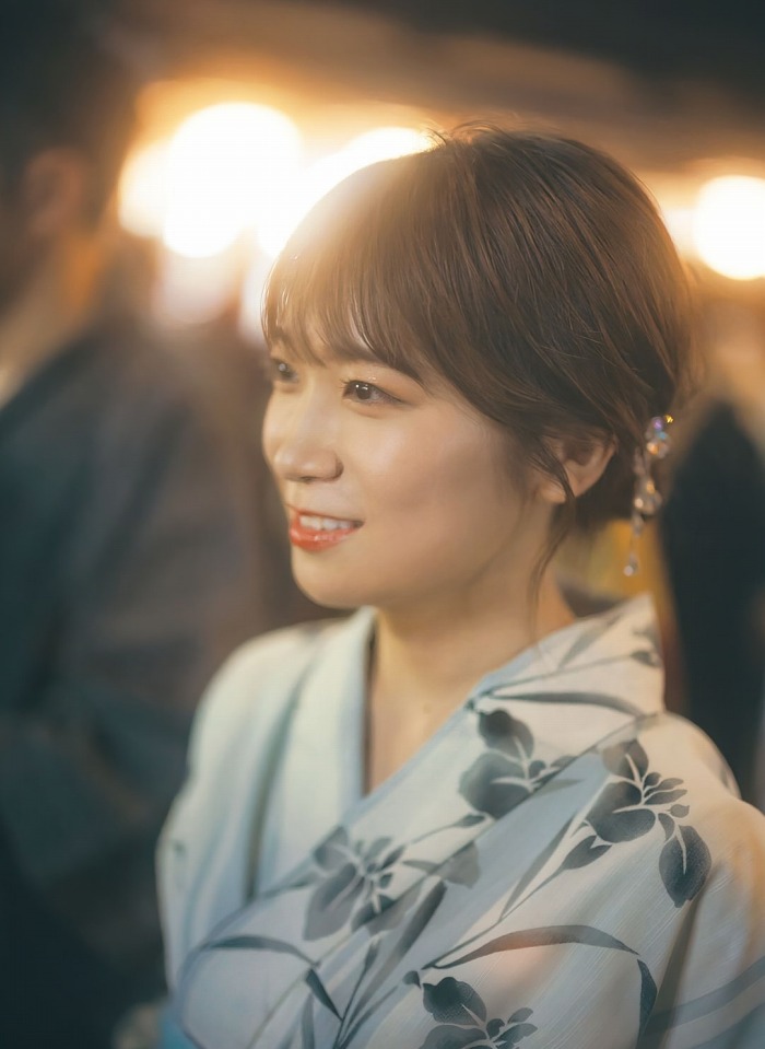 秋元真夏 激かわな水着・ランジェリー画像！