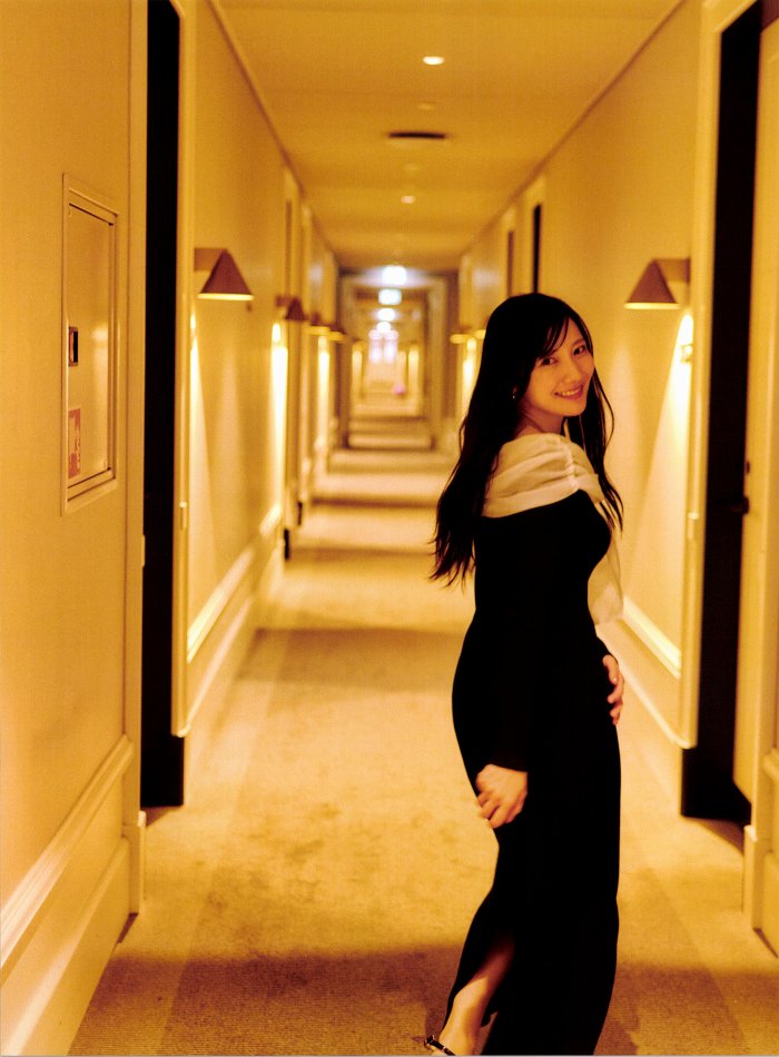 河田陽菜 ぷるふわバストの水着グラビア画像！