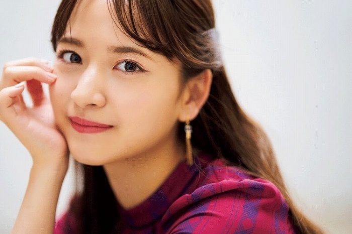 金川紗耶 美脚でスタイルが凄いグラビア画像！