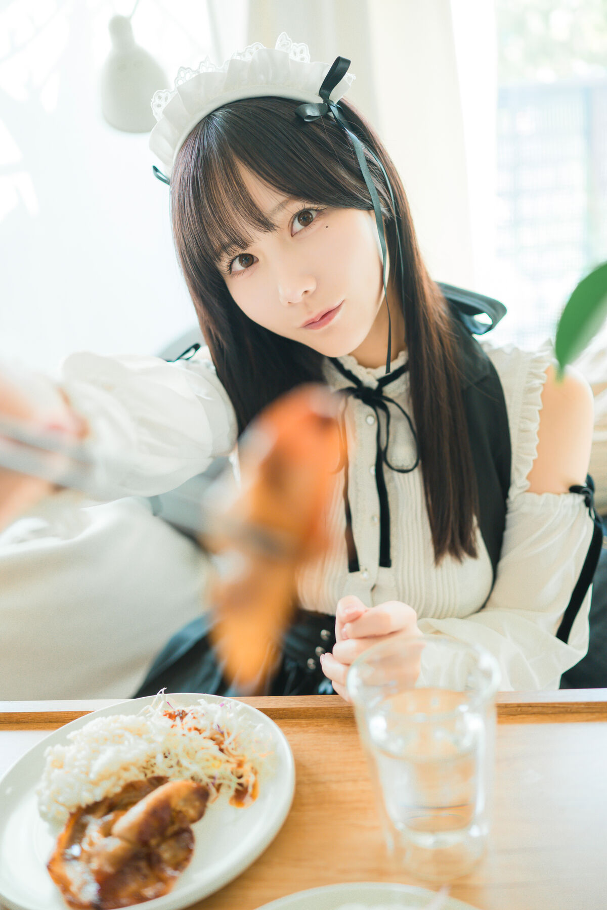 Coser@けん研 けんけん - C106实体刊物グラグラ And 推し型メイドロイドとしたいこと Part01