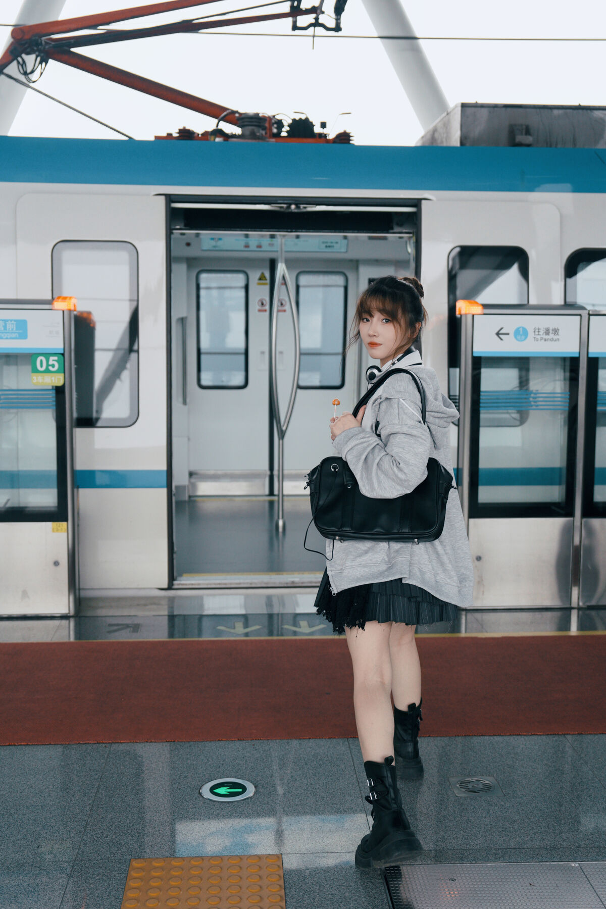 YiTuYu艺图语 Vol.10188 You Zi Pi