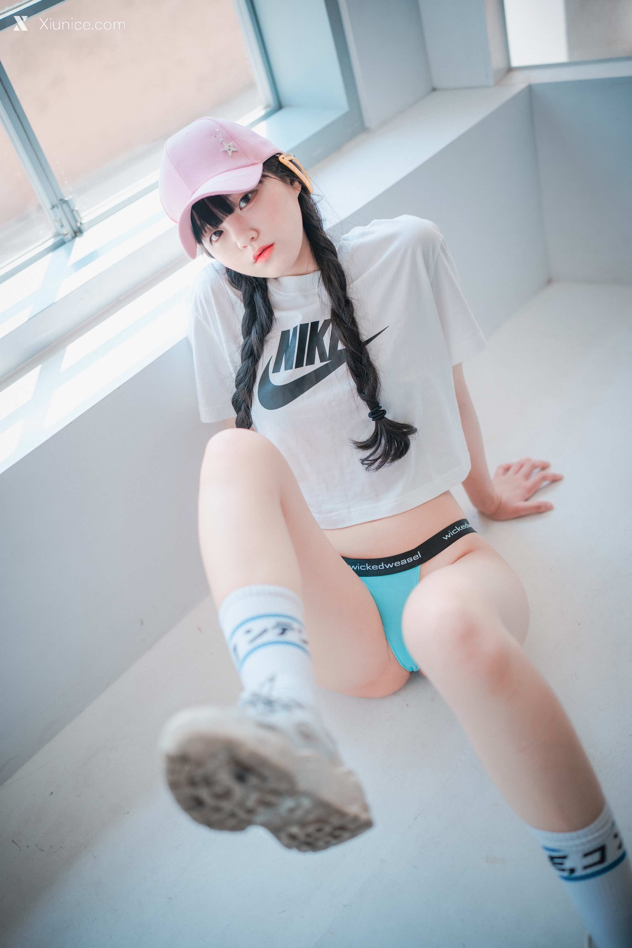 DJAWA Photo – Jeong Jenny (정제니) – Loose and Tight Pink 4K