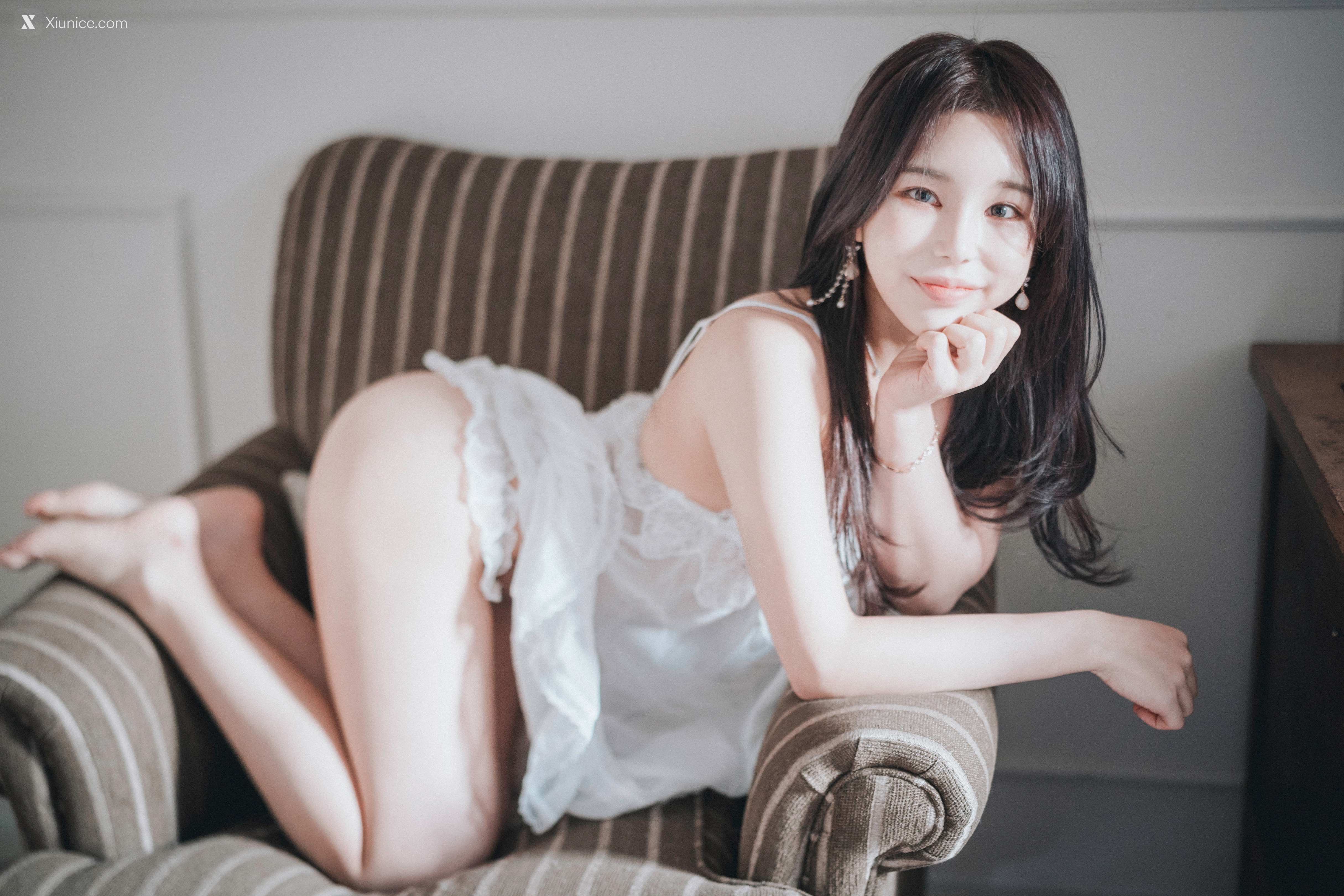 DJAWA Photo – Zzyuri (쮸리) – Alluring White 4K
