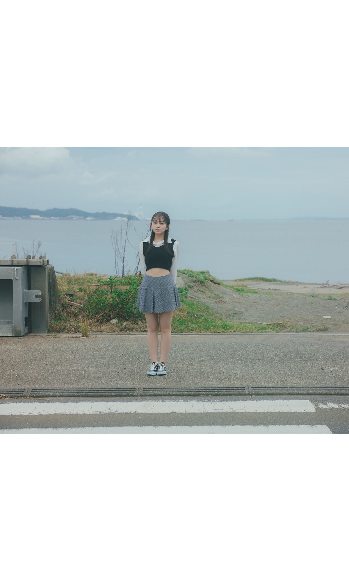 Mai Horai 蓬莱舞 - 写真集 See eye to eye 週プレ PHOTO BOOK