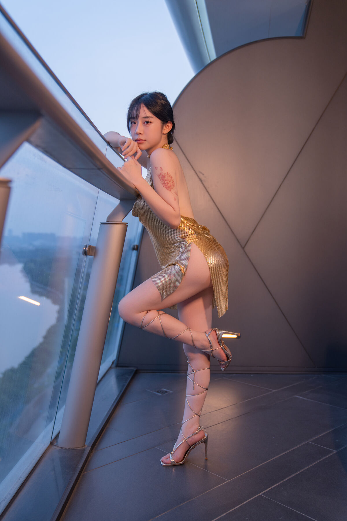 YiTuYu艺图语 Vol.10060 Yi Yuan Tong Xue Jodie