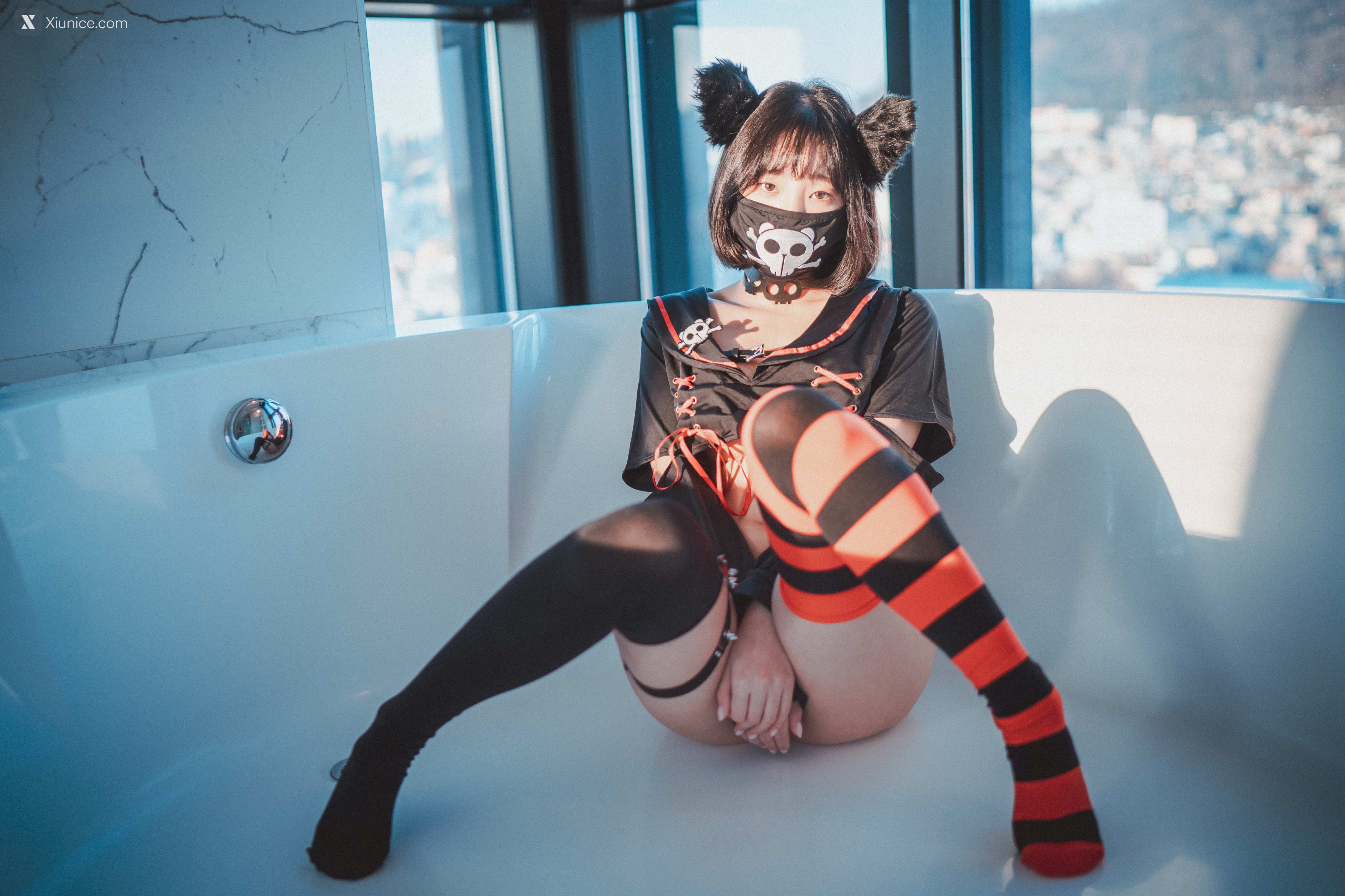 DJAWA Photo – Kang In-kyung (강인경) – “Masked Pirate” 4K