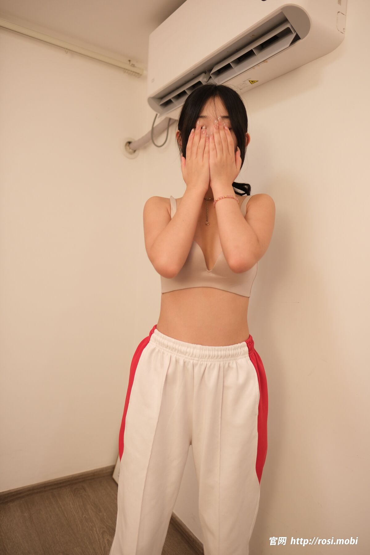 ROSI写真 2025.06.04 No.4930