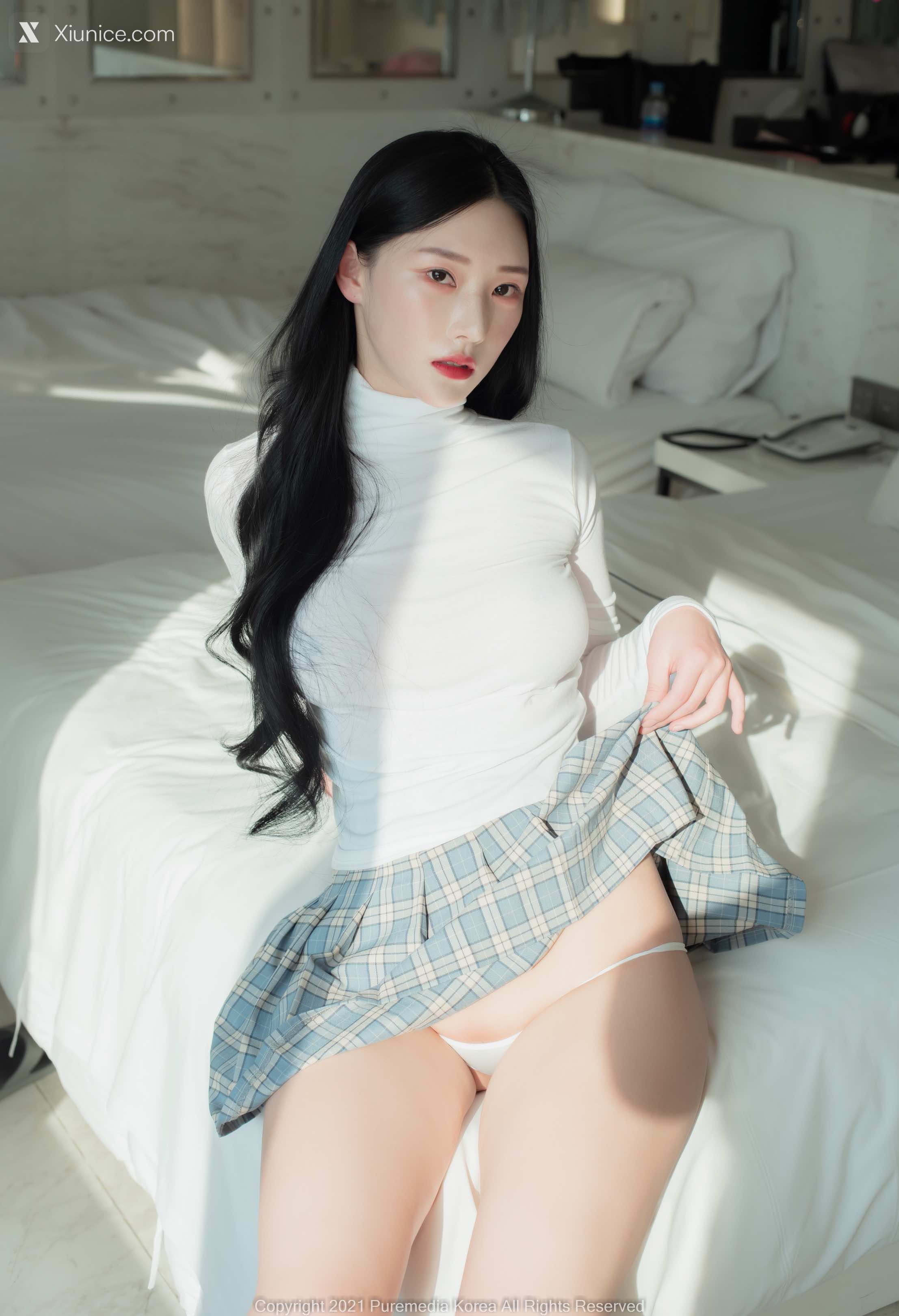 Pure Media Vol.143 Riha (리하) 4K