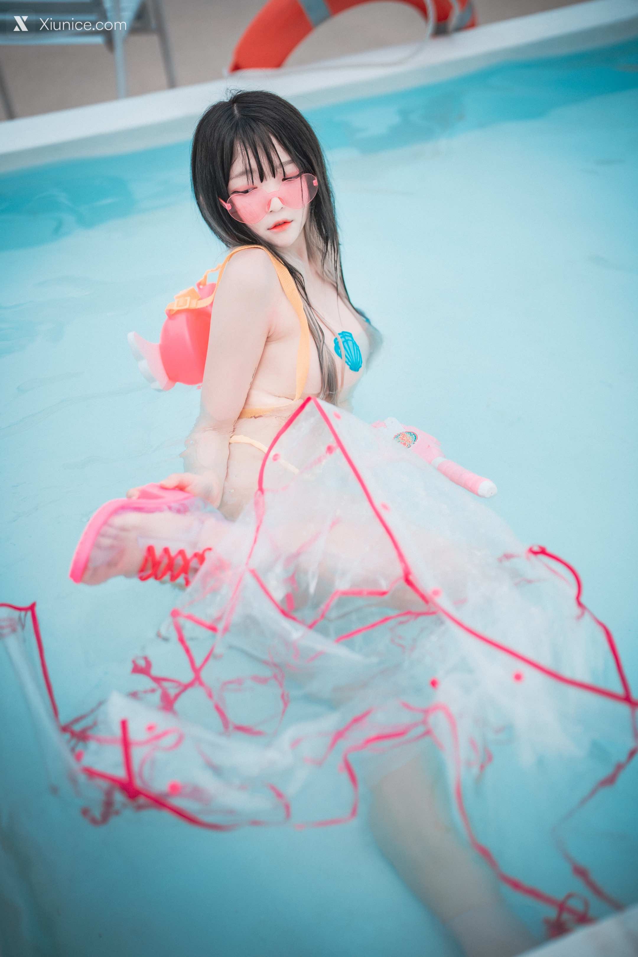 DJAWA Photo – Aram (아람) – “Poolside Summer” 4K