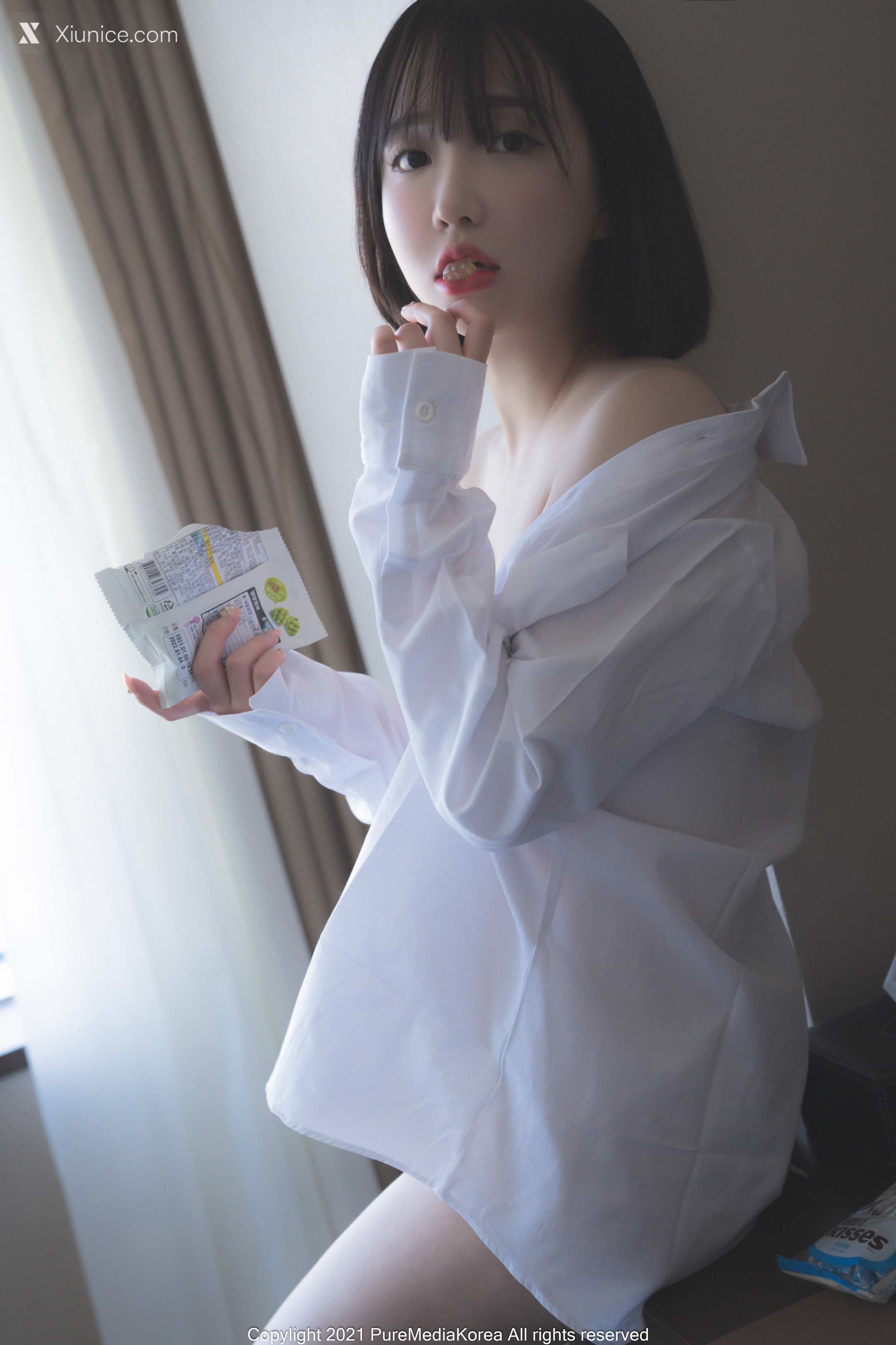 Pure Media Vol.070 Son Ye-Eun (손예은) 4K