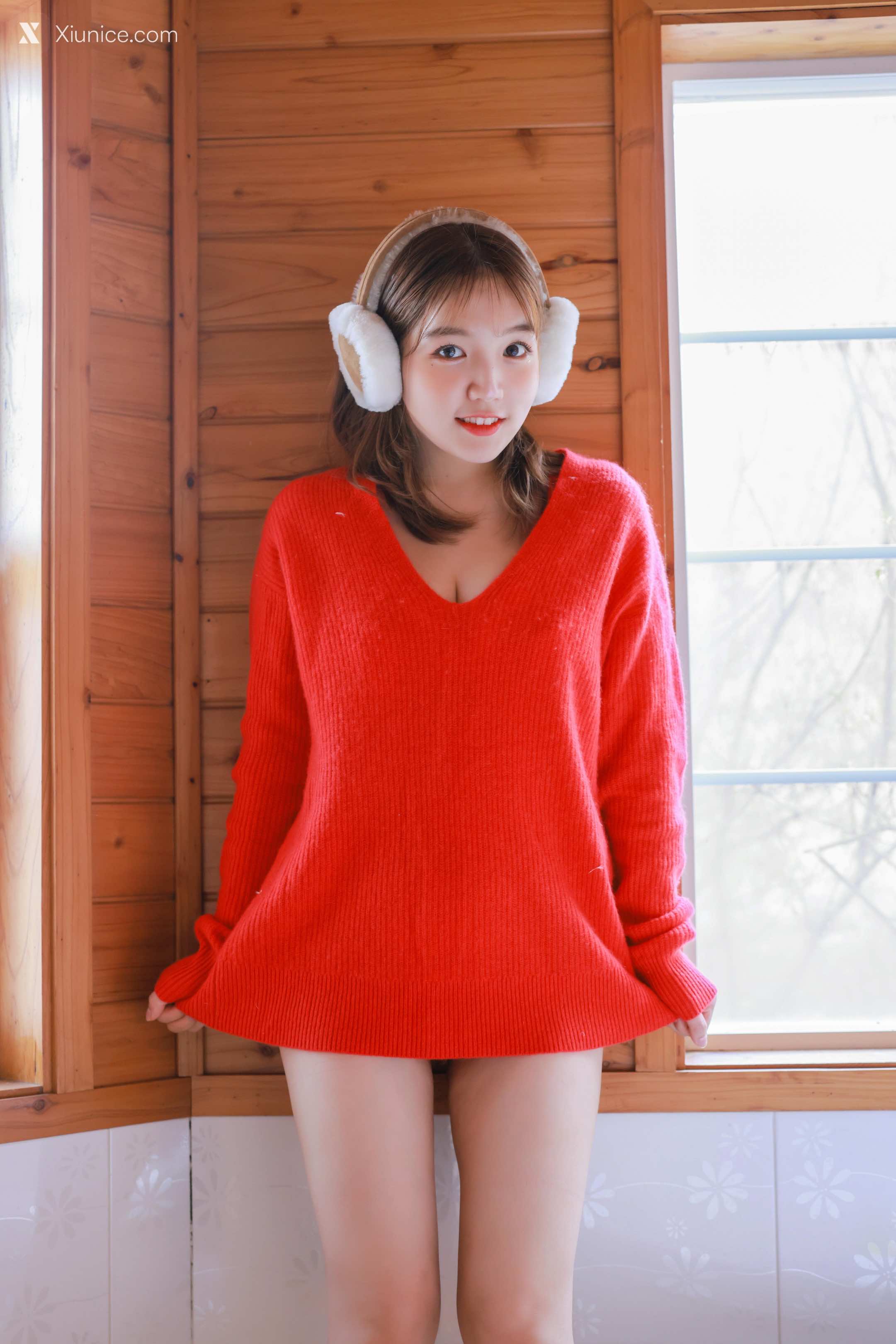 SweetBox – YOONVELY – SWTB Vol.26 – Santa Girl 4K