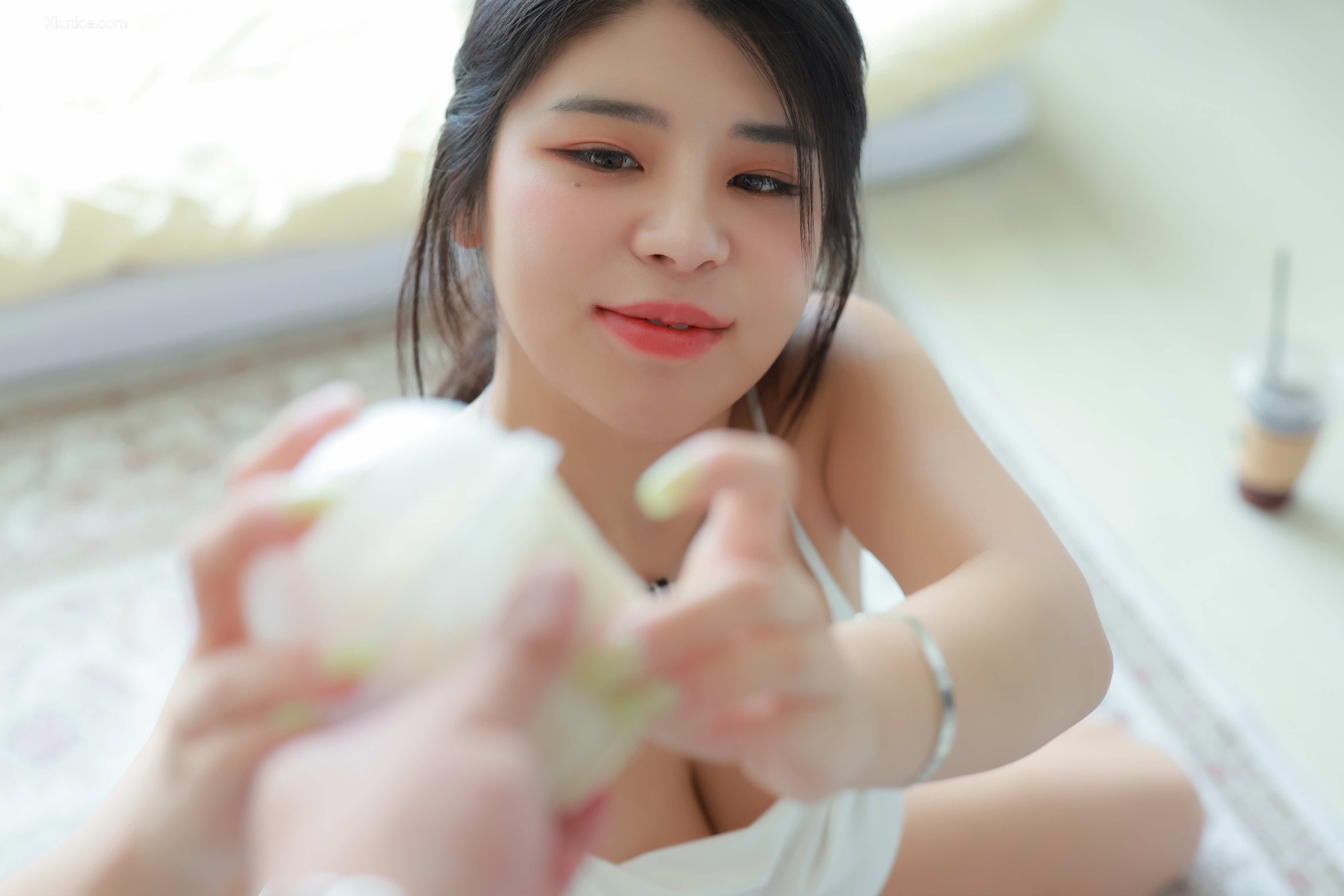 SweetBox – Robi – Roman 4K