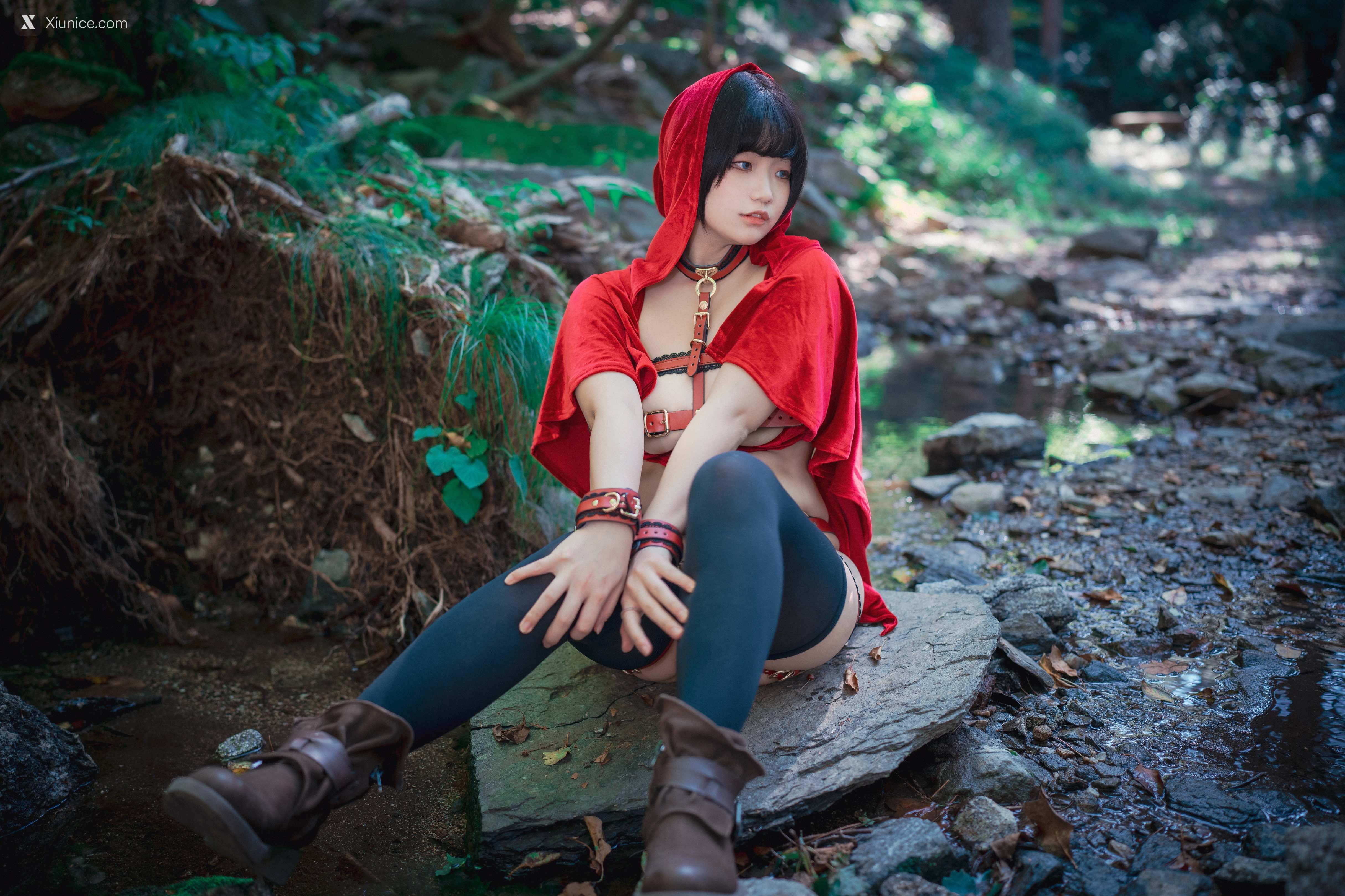 DJAWA Photo – Mimmi (밈미) – Naughty Red Hiring Hood 4K